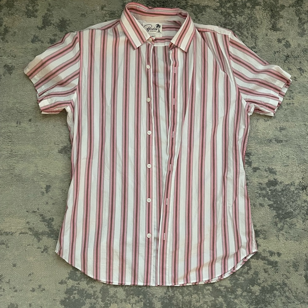 Men’s short sleeve button up